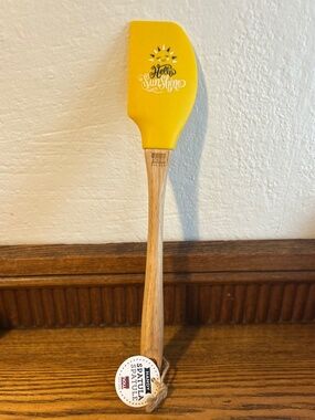 Hello Sunshine, spatula new with tags